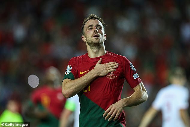 Roberto Martinez insiste que o aniversário da morte de Diogo Jota levará Portugal a vencer a Copa do Mundo – já que sua seleção enfrenta a Croácia um ano depois do desastre