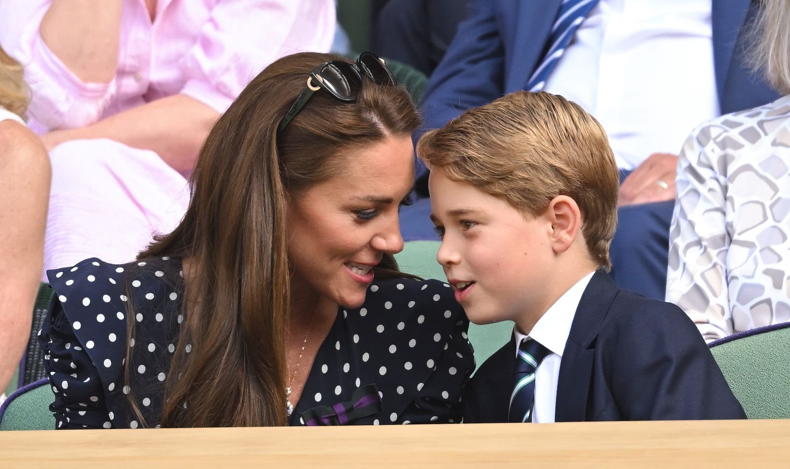 Kate Middleton atingiu o marco de uma mãe: o príncipe George é quase tão alto quanto ela