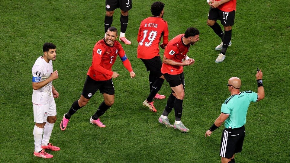 Eliminação do Irã na Copa do Mundo mostra que a lei do impedimento deve mudar
