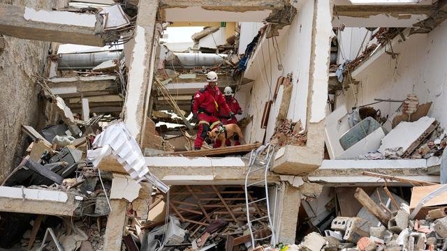 Desastre do terremoto: mais de 1.900 mortos na Venezuela – criança salva
