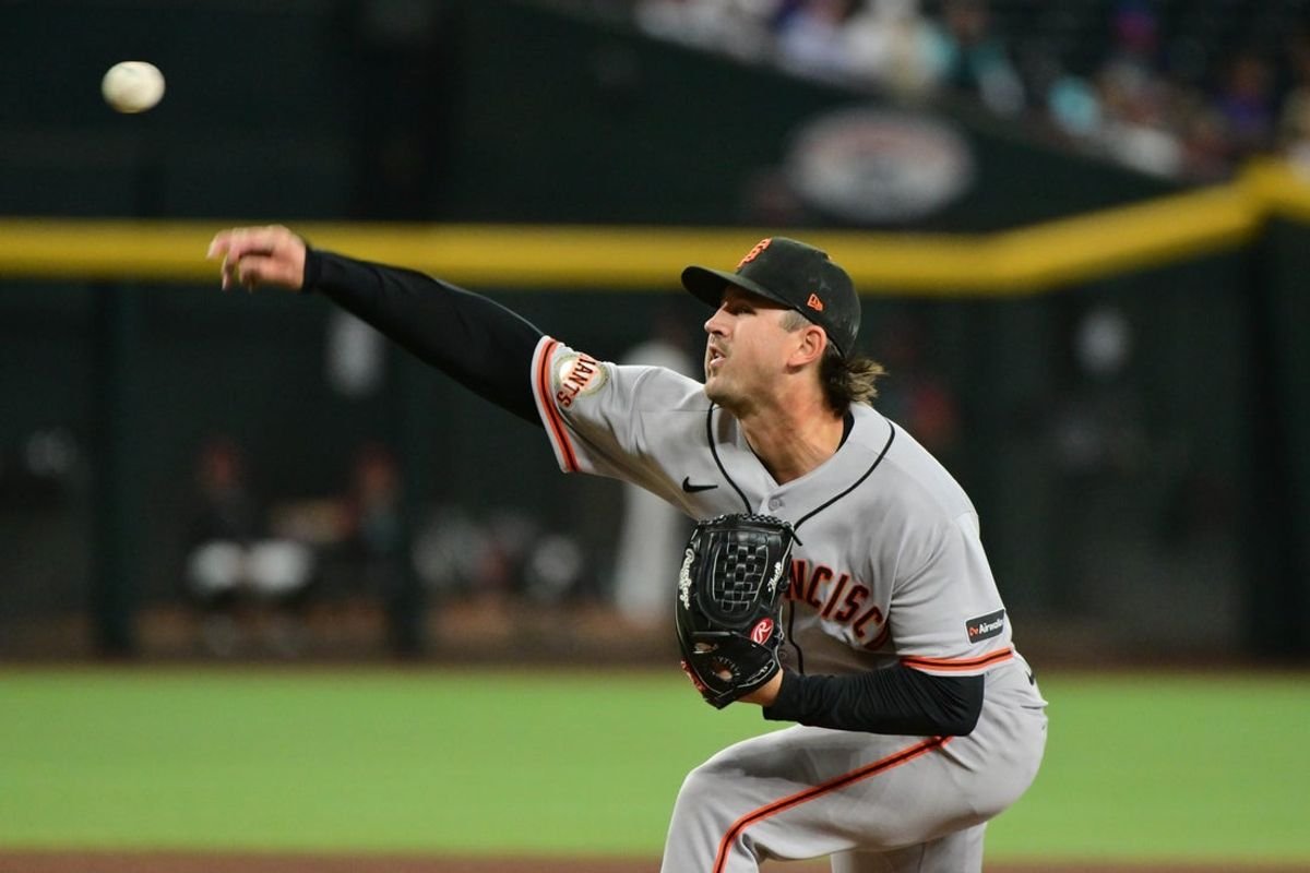 Aproveitando a onda de um começo brilhante, os Giants visitaram um D-back em dificuldades