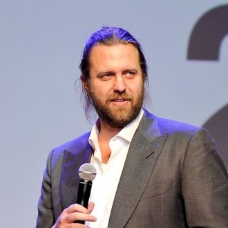 Diretor Carl Rinsch vai para a prisão por fraudar Netflix