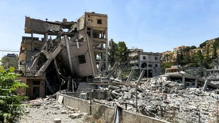 Os danos causados ​​pela guerra entre Israel e o Hezbollah no Líbano são estimados em mais de um bilhão de dólares, segundo um estudo