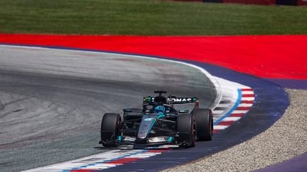 George Russell na pole position para o GP da Áustria, à frente de Charles Leclerc e Lewis Hamilton – franceinfo