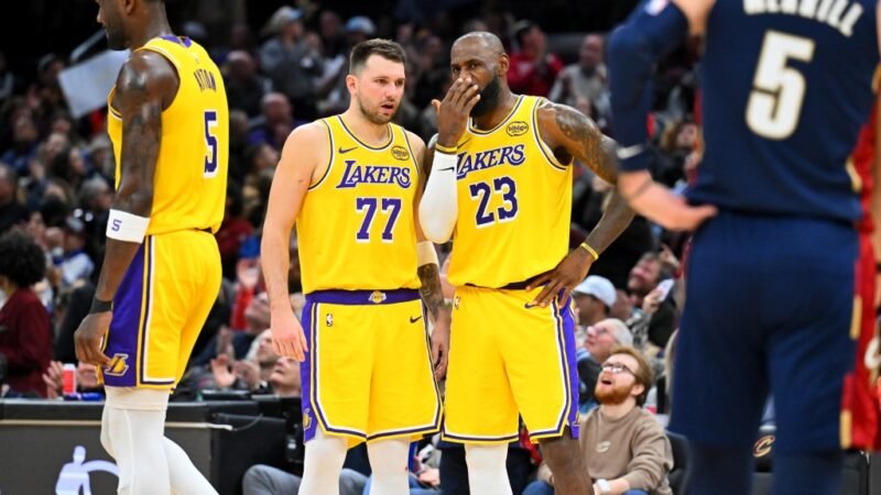 Os Lakers precisam de LeBron James, e ele precisa deles. É hora de fazer um acordo