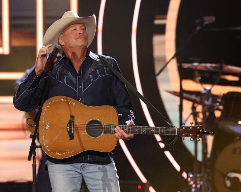Por que o último show de Alan Jackson não saiu como planejado