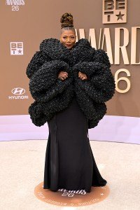 Queen Latifah em Kilian Kerner no BET Awards 2026
