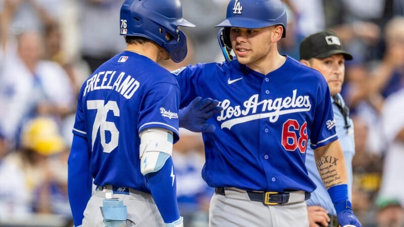Kyle Tucker e Dalton Rushing acertaram home runs na vitória dos Dodgers sobre os Padres