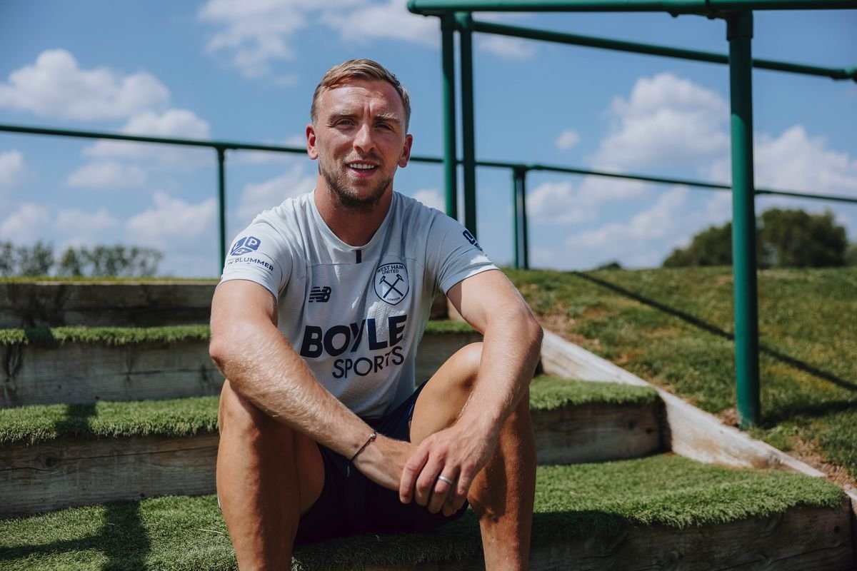 Jarrod Bowen revela como os chefes do West Ham o convenceram a cancelar a transferência em reunião privada