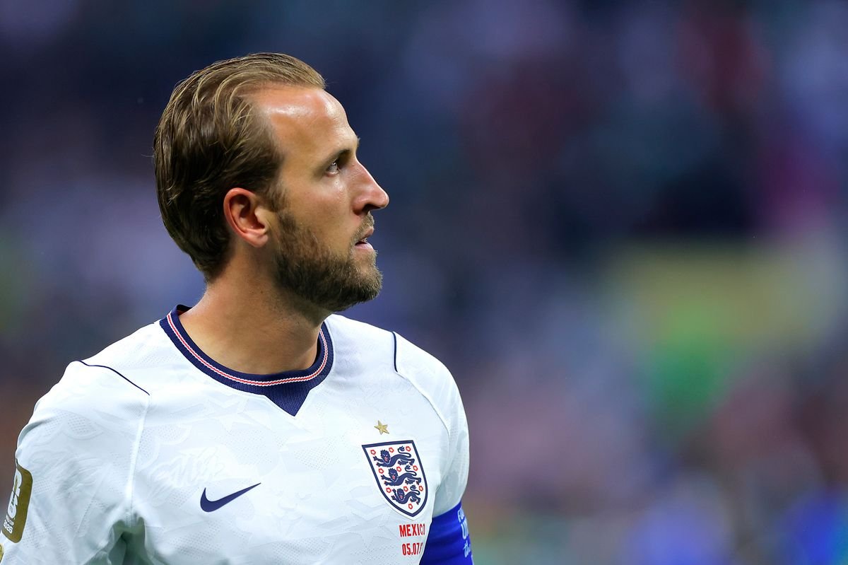 Cinco especialistas opinaram quem é melhor – Erling Haaland ou Harry Kane
