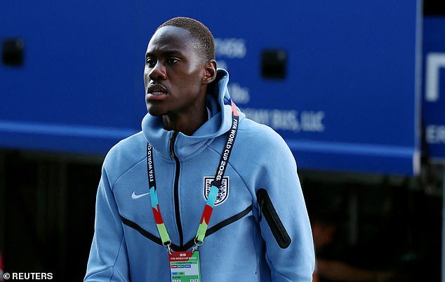 Jamie Carragher critica Thomas Tuchel por ‘encurtar-se’ com a ‘estranha decisão’ de convocar Trevo Chalobah – classifica as chances da Inglaterra na Copa do Mundo como ‘escassas’