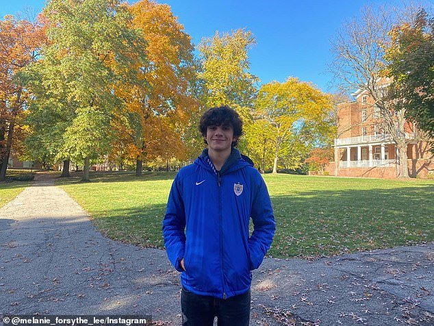 Aliado de Trump ataca motorista uzbeque autorizado a entrar nos EUA sob Biden, que matou jogador de futebol universitário de 21 anos e teve que usar um tradutor para falar com a polícia