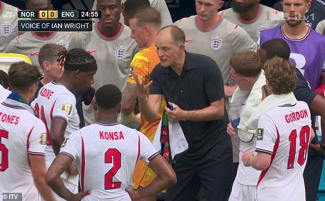 ‘Trabalhe duro… você apenas fica parado! Lute!’: O leitor labial especialista em hidratação de Thomas Tuchel revela às estrelas da Inglaterra – enquanto o técnico começa novamente
