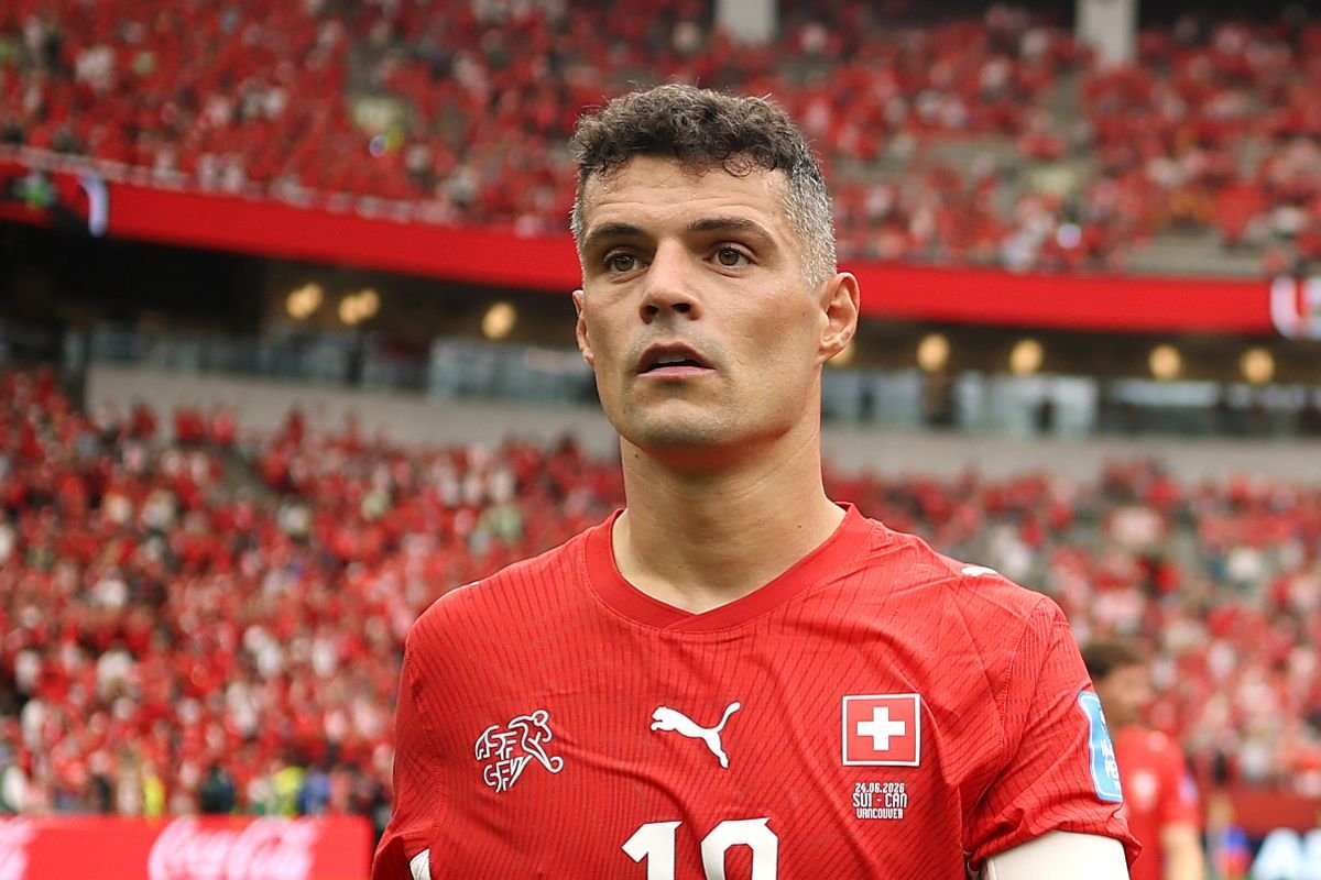 Granit Xhaka confirma decisão de transferência do Chelsea enquanto Xabi Alonso entende a realidade do Sunderland