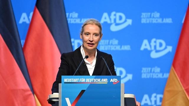 Conferência do partido AfD em Erfurt: o líder da AfD, Weidel, chama a AfD de um novo partido popular