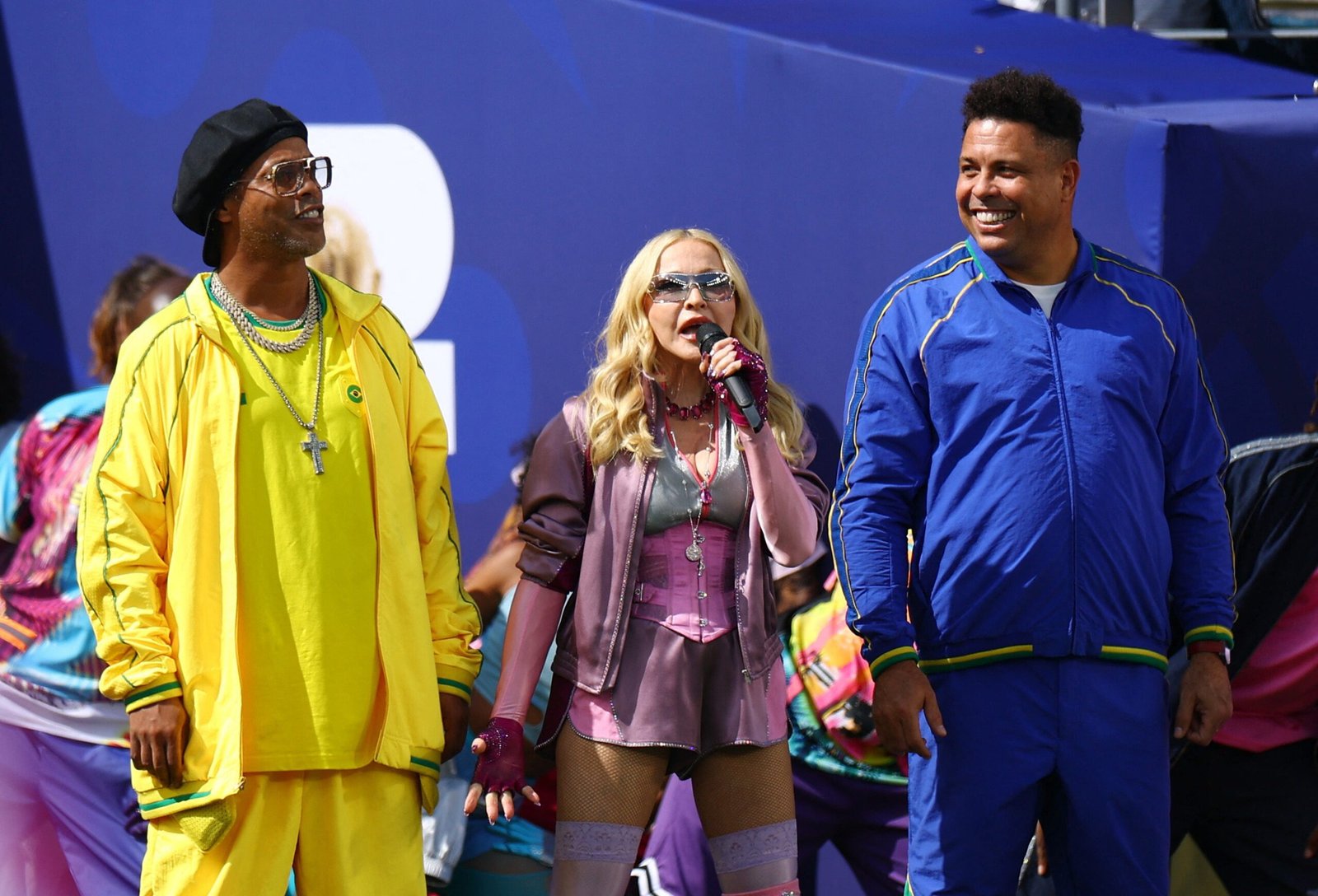 Fãs rasgam Madonna, Bieber, BTS e Shakira no intervalo da Copa do Mundo da FIFA: ‘Veja como eles massacraram meu lindo jogo’