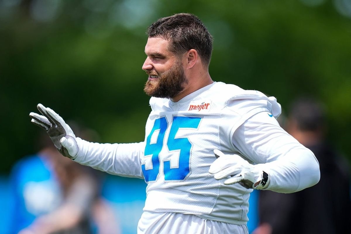 Lions DE Pat O’Connor se aposentou da NFL