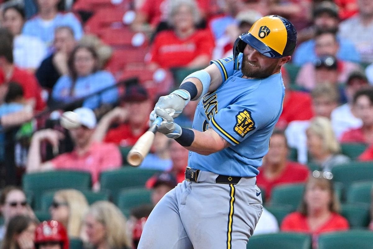 Os Brewers derrotaram os Cardinals para vencer 4 de 5 na série