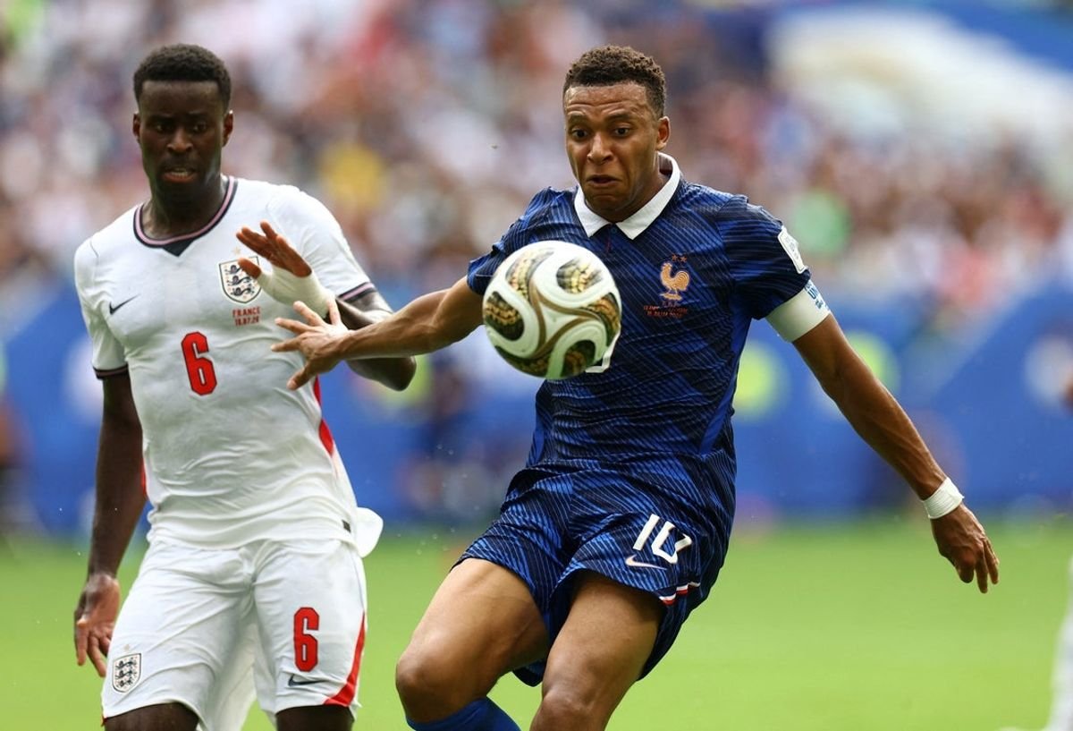 A estrela francesa Kylian Mbappe quebrou o recorde da carreira na Copa do Mundo