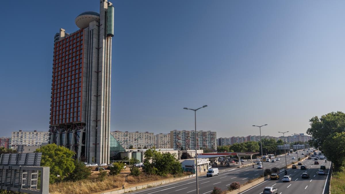 A ocupação hoteleira em Barcelona aumentará neste verão, em comparação com o declínio em outros destinos