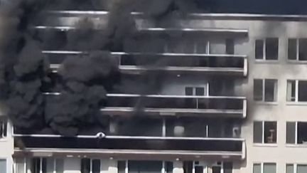 Sobrevivente de incêndio mortal em prédio na Bélgica relata sua fuga – franceinfo