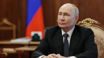 Vladimir Putin conversou por telefone com Donald Trump, informa o Kremlin – franceinfo