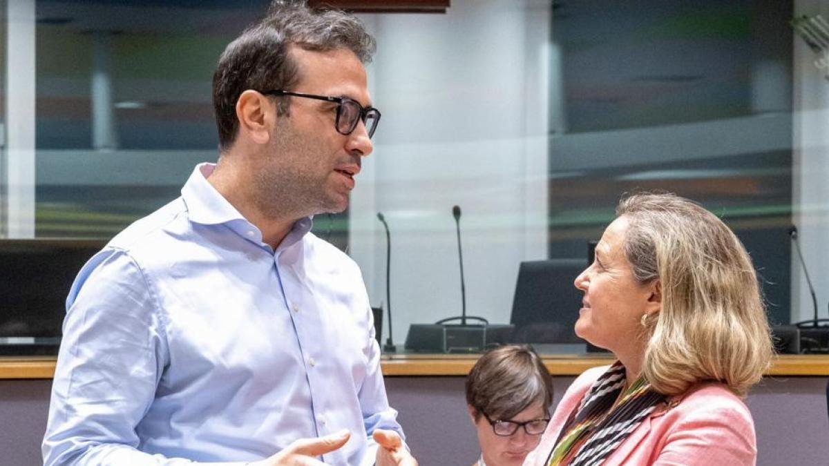 O órgão que protege os Eurobonds no Eurogrupo dividido
