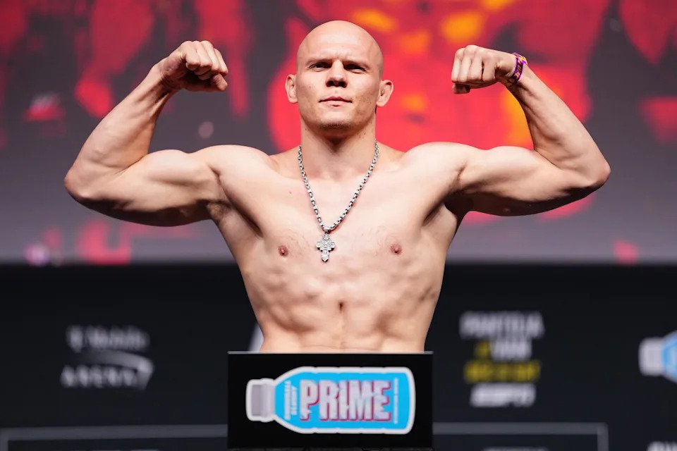 Khaili Rountree fora da luta principal do UFC Abu Dhabi, Bogdan Guskov entrou com 12 dias de antecedência