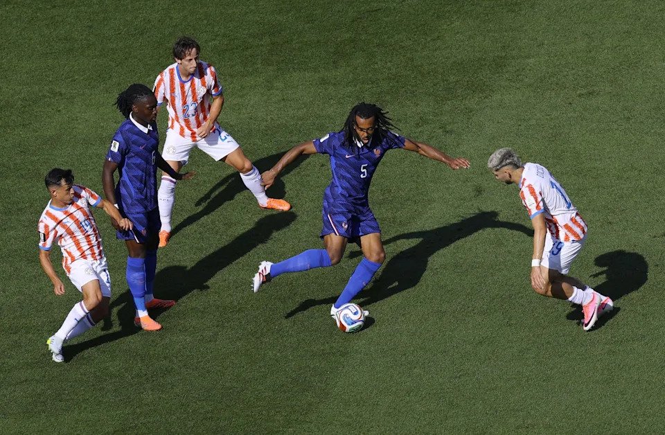 Destaques da Copa do Mundo de Barcelona: Conte sólido e consistente na vitória da França sobre o Paraguai