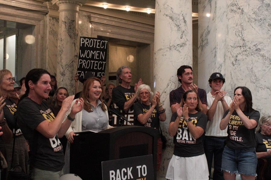 Os defensores de uma medida eleitoral para acabar com as restrições ao aborto em Idaho têm quase 110.000 assinaturas