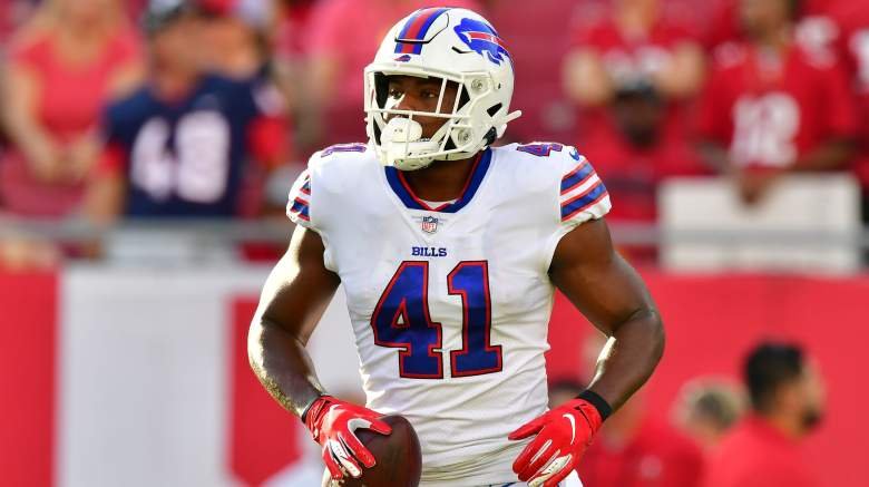 Principais membros do Bills Offense escolhem rivais em vez de retornar a Buffalo