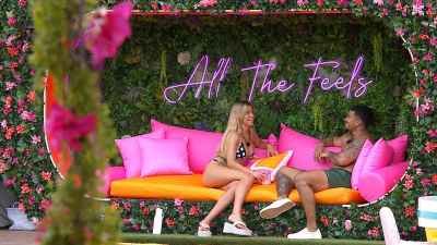 Trinity, da Love Island USA, chama sua diferença de idade com Bryce de ‘assustadora’