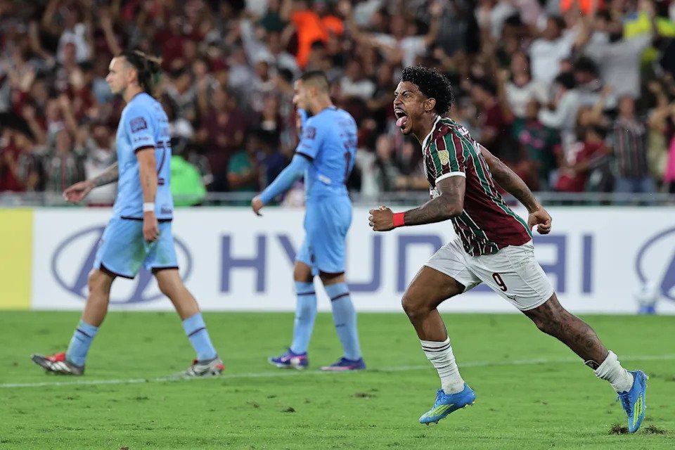 Artilheiro do Fluminense abre para Roma e Lazio se aproxima de Kenedy