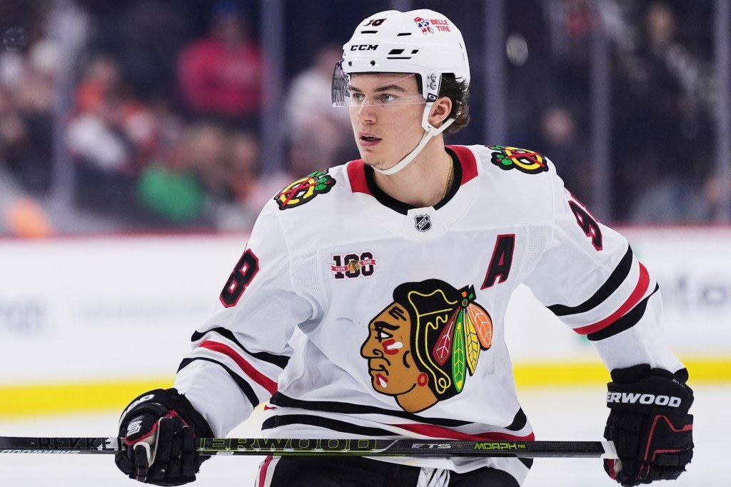 Blackhawks respondem às perguntas de Connor Bedard com US$ 75 milhões