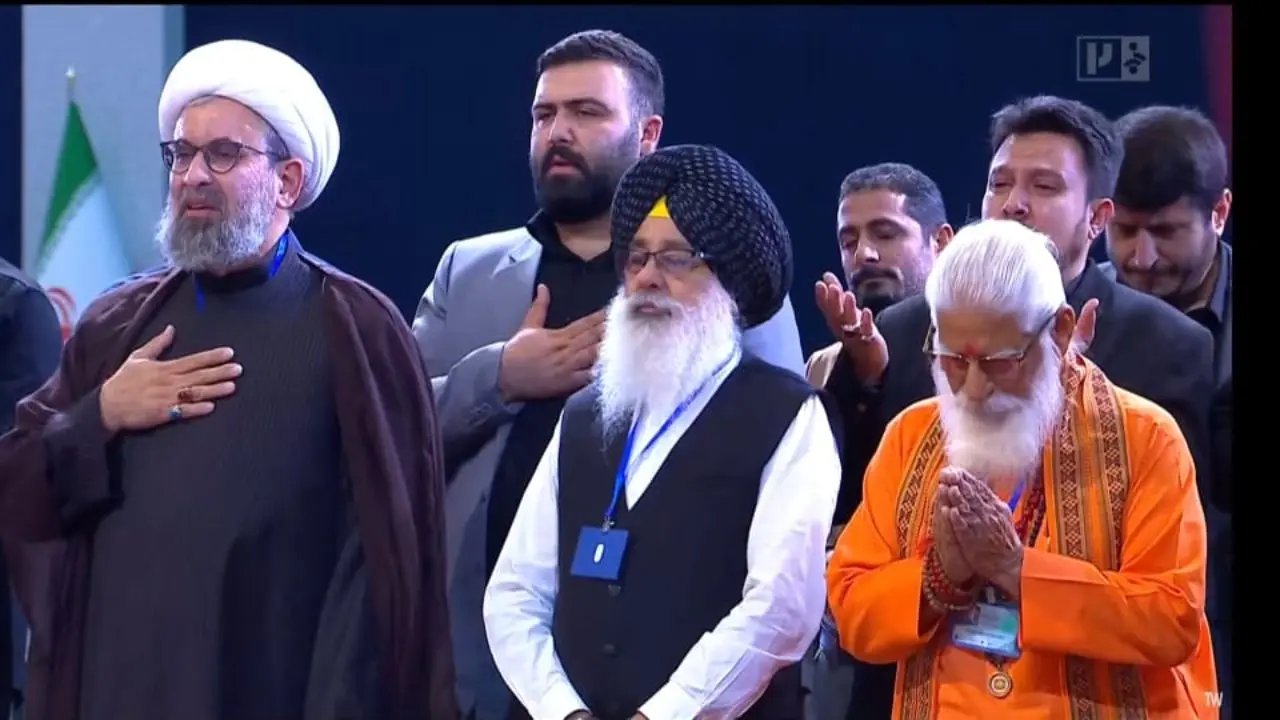 Líderes políticos indianos chegam a Teerã para as cerimônias fúnebres do Líder Supremo do Irã