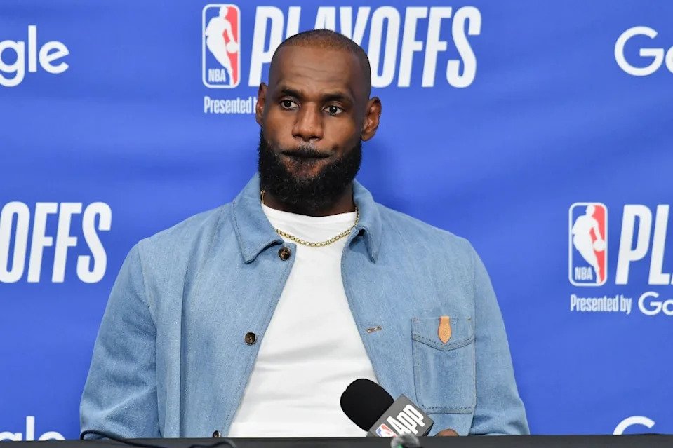 O apresentador de uma rádio esportiva de Los Angeles critica LeBron em uma resposta contundente: ‘Não era um Laker’