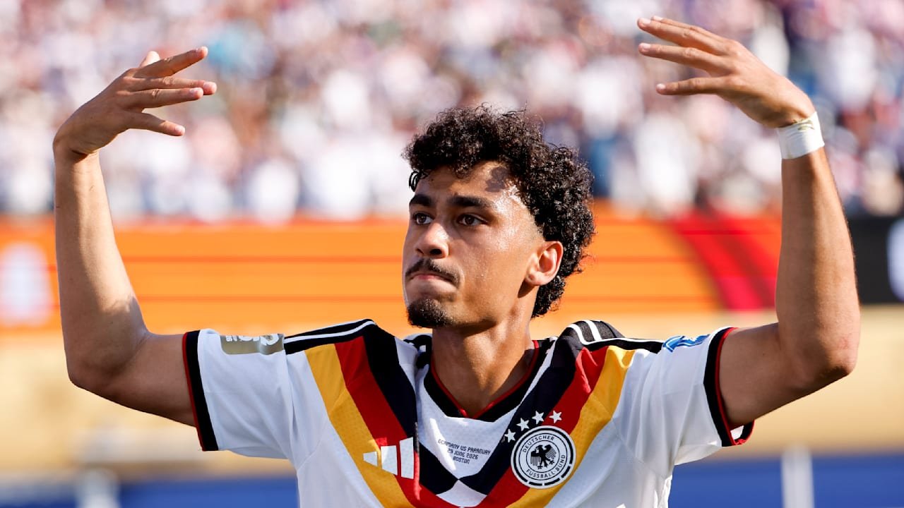 FC Bayern: A transferência da estrela da DFB Nathaniel Brown agora é oficial! | esportes