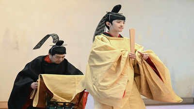 O Japão altera a lei imperial, mas mantém o trono apenas para homens, excluindo mulheres imperadoras