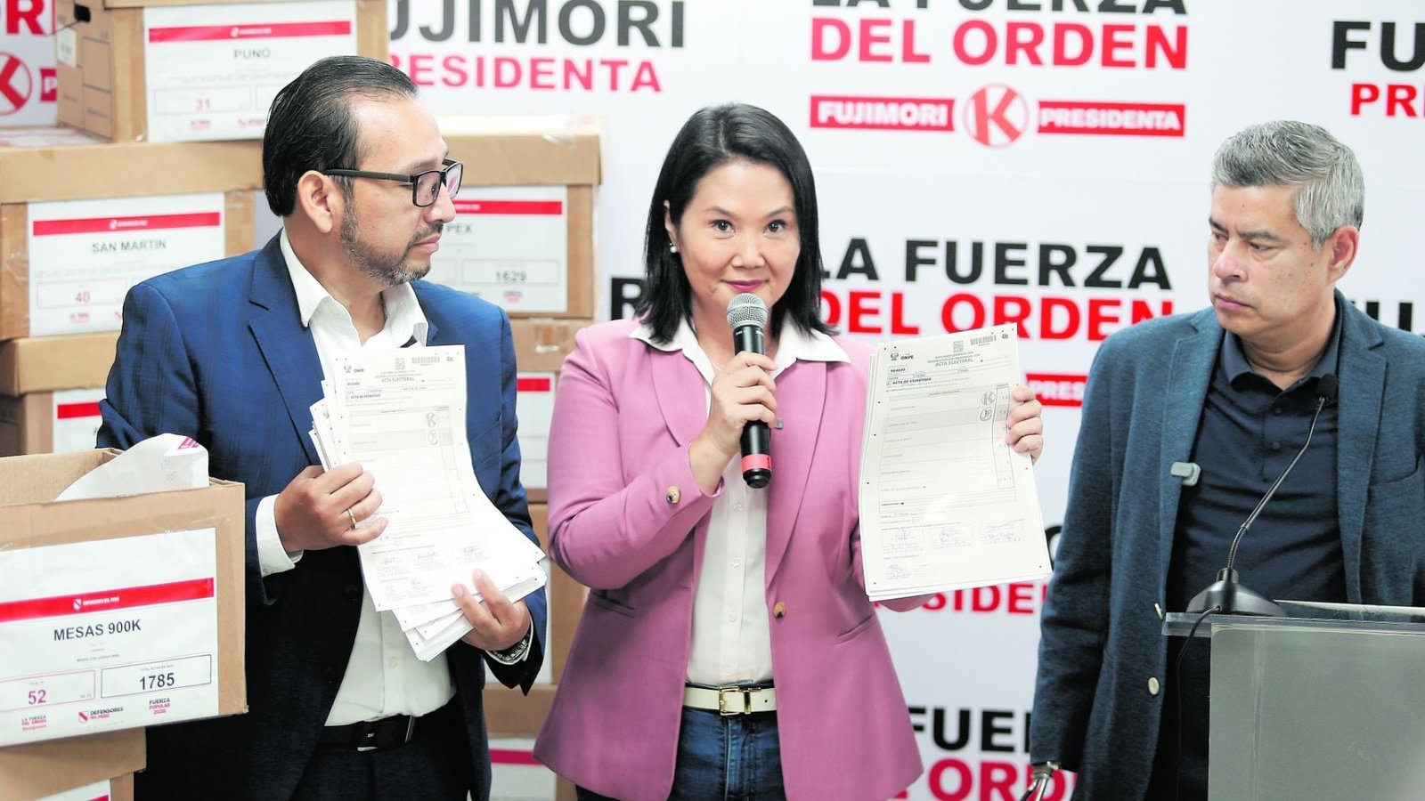 Keiko Fujimori é agora a presidente oficial do Peru depois de vencer as eleições