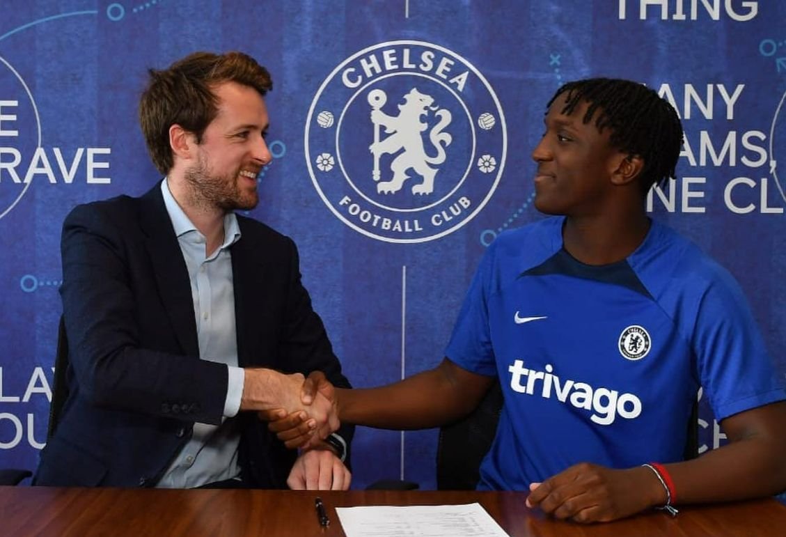 Transferência do West Ham para Tottenham e Crisencio Summerville