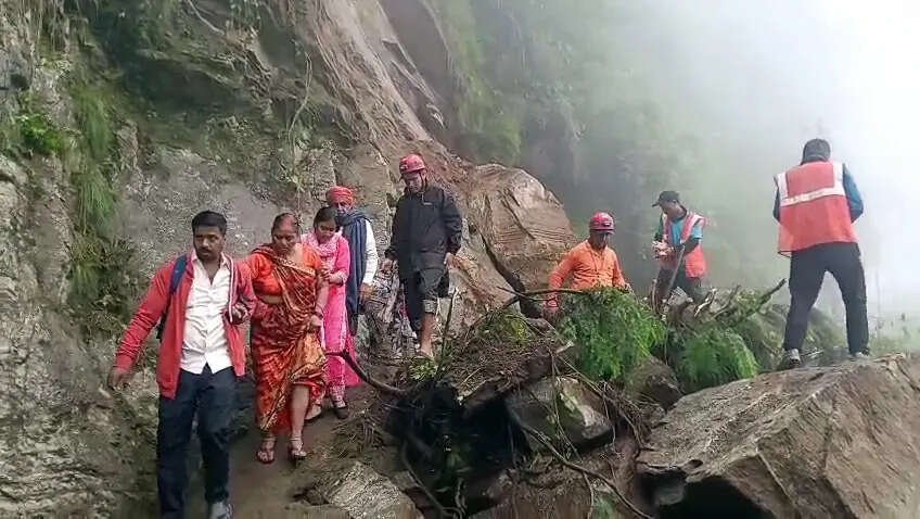 Chardham Yatra foi interrompido devido às fortes chuvas em Uttarakhand.