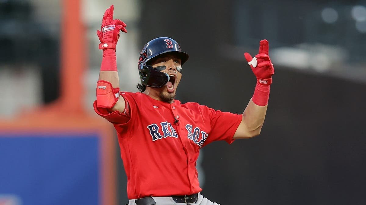 O Red Sox teve um dia de pesadelo para sempre, mas ainda assim encontrou uma maneira de vencer o Mets em Nova York