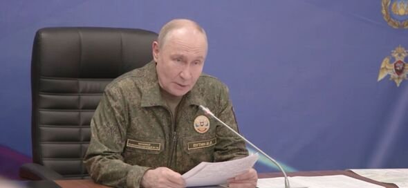 Putin teme uma revolução dos bonecos na Rússia – ‘que estão nos atacando agora’ | Mundo | Notícias
