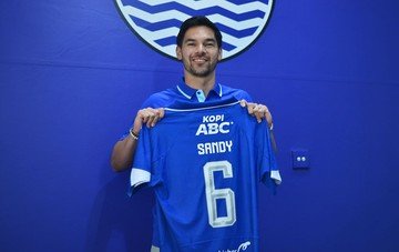 Sandy Walsh conta a história da experiência da equipe com Trossard e Bailey