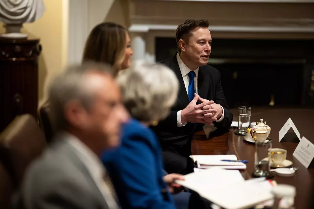 Gabinete do governador do Texas busca regras de banda larga que ajudem Starlink de Elon Musk – Houston Public Media