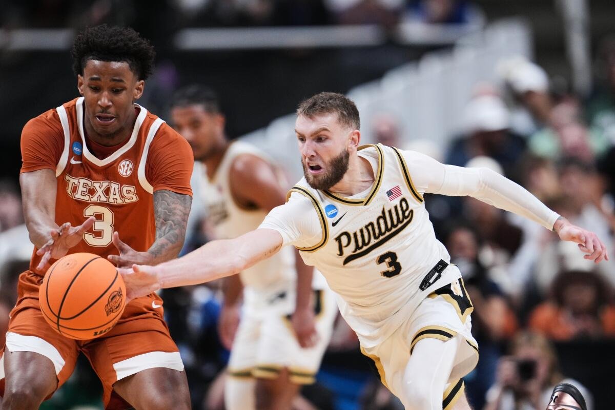 O Lakers provavelmente selecionará um grande homem ou ala na primeira rodada do draft da NBA