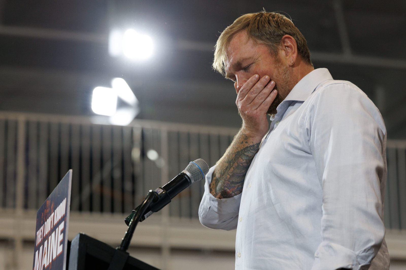 Os democratas finalmente desligaram Graham Platner, ignorando egoisticamente todos os seus sinais de alerta
